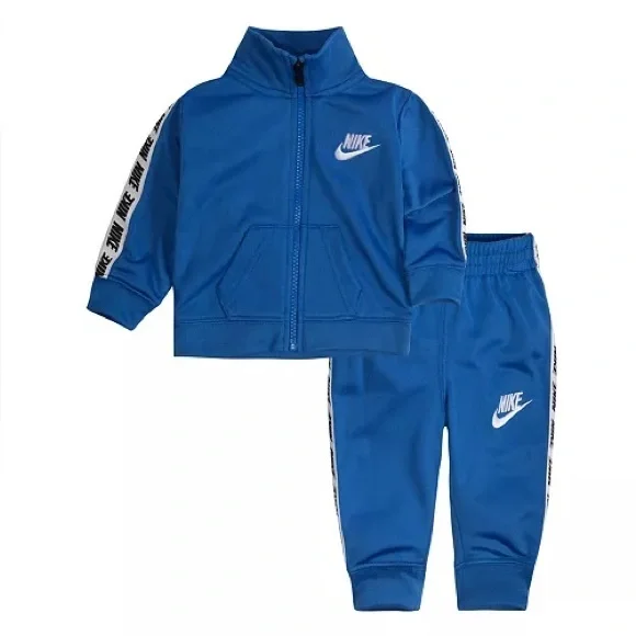 🆕 Nike Baby Boys Tracksuit Size 12M - Picture 1 of 7